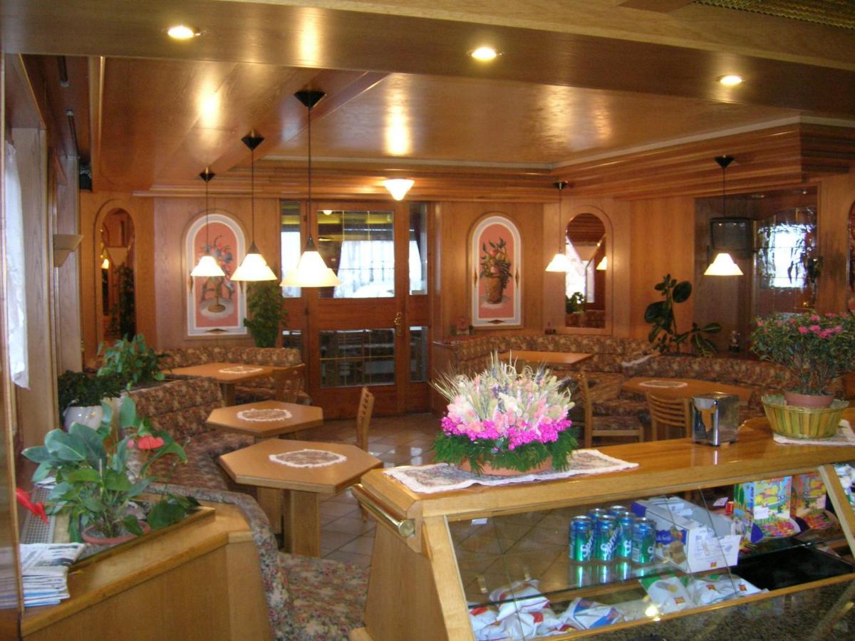 Hotel Olisamir Cavedago Exterior photo