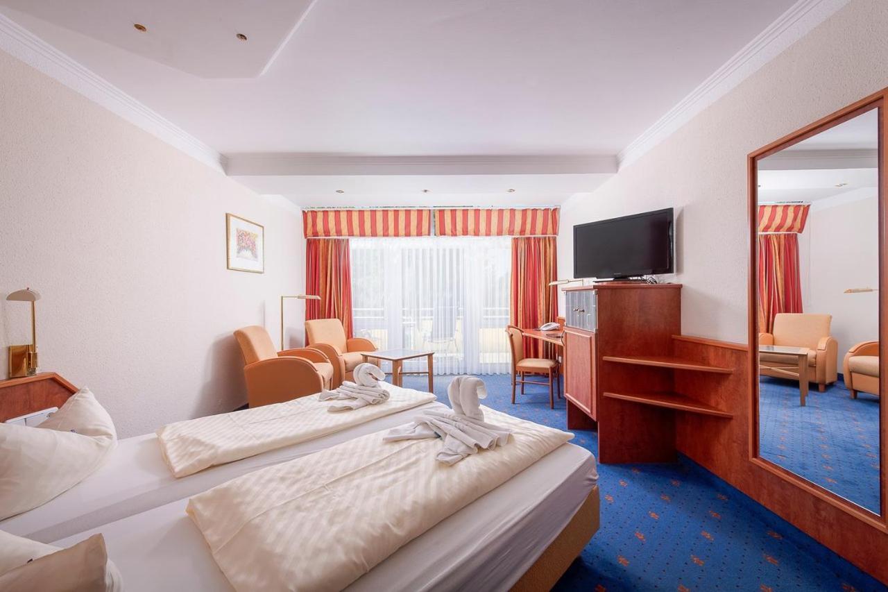 Hotel Olisamir Cavedago Exterior photo
